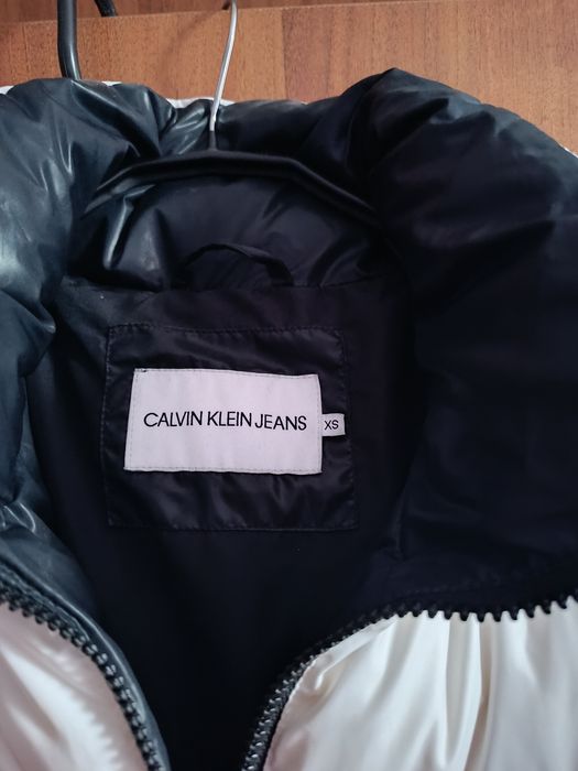 Пуховик пуффер Calvin Klein Jeans
