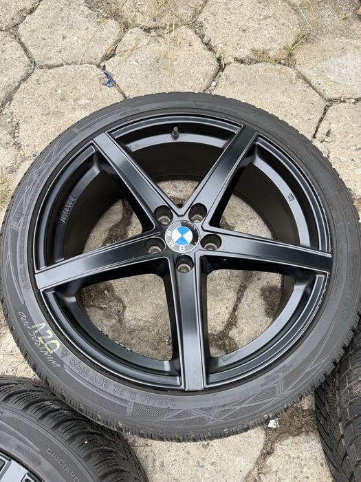 Komplet kół zimowych 5x120 Bmw 245/40/20 Vredestein