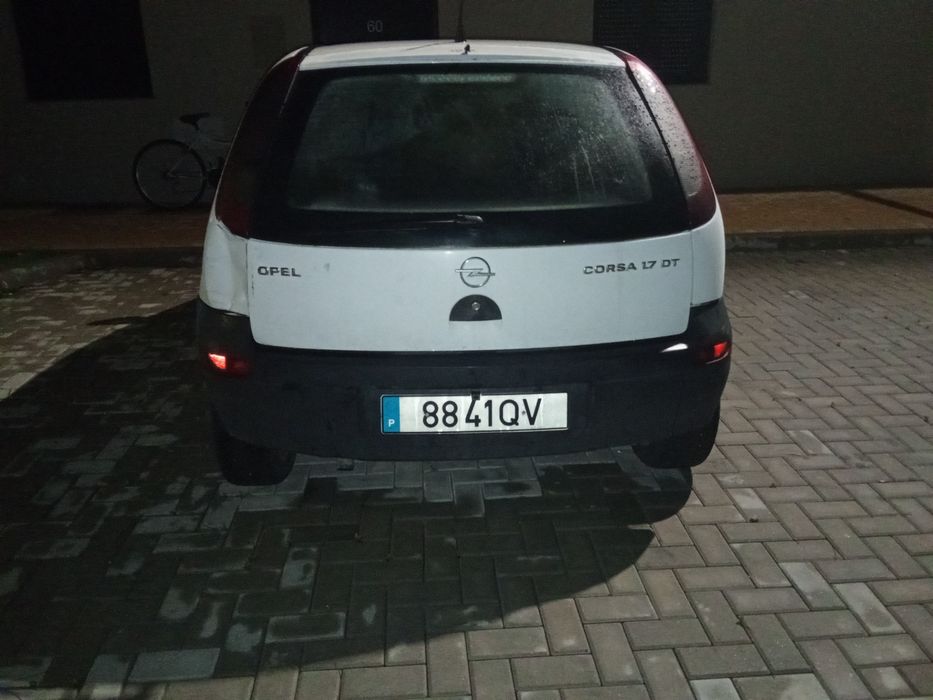 OPEL CORSA C 1.7 dti 2001 foto 3