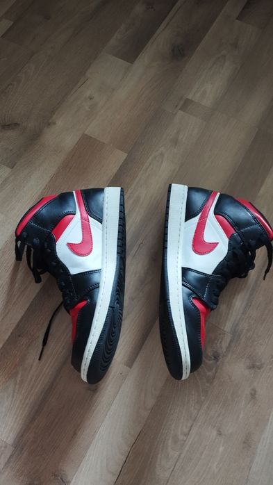 Buty Air Jordan 1 MID rozmiar 43