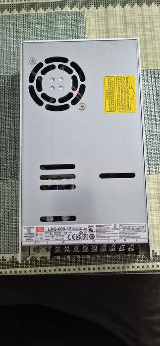 Fonte de alimentação industrial