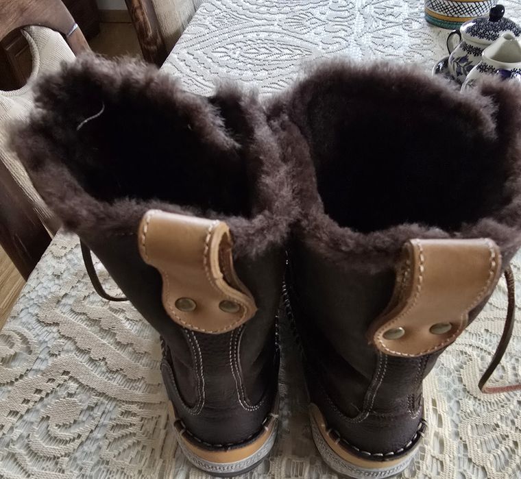 Śliczne nowe kozaki marki  "Timberland"