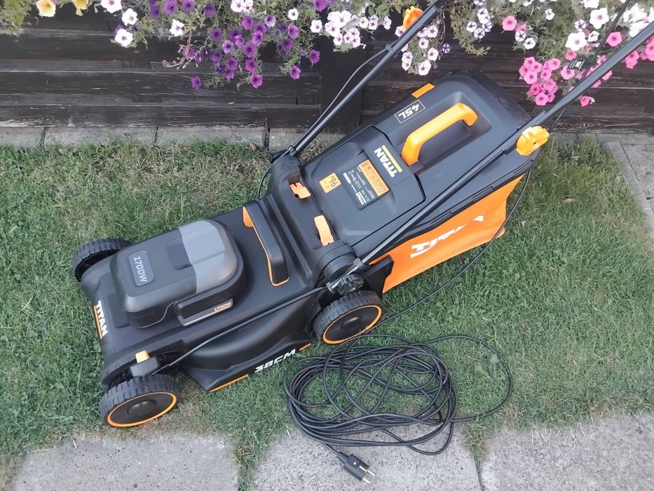 Kosiarka elektryczna Titan 1700W nóż 38cm wysyłka