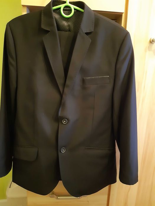 Garnitur młodzieżowy