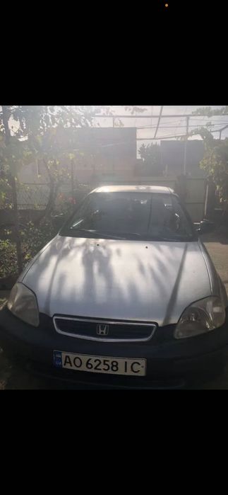 Авто під ремонт хонда цівік ціна за домовленістю поміняли гбц і багато чого по машині є нюанс не заводиться