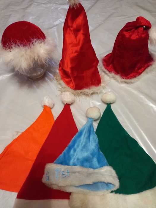 Атрибуты: шапочки, обручи