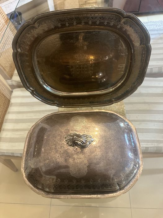 Terrina com tabuleiro prata