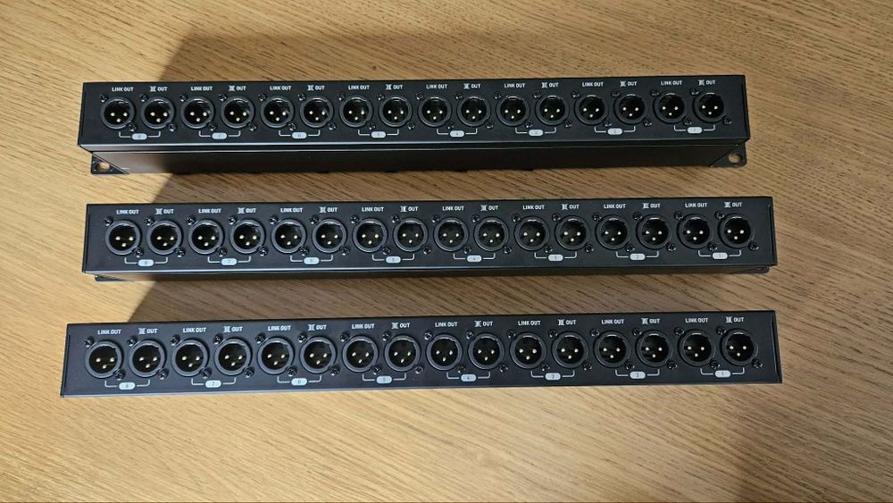 Splitter Behringer ms8000 x3