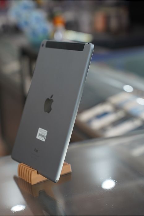 iPad Air 2 64GB Space LTE