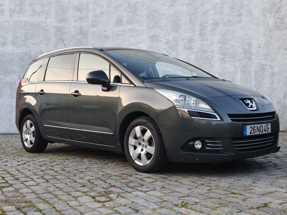 Peugeot 5008 (7 Lugares)