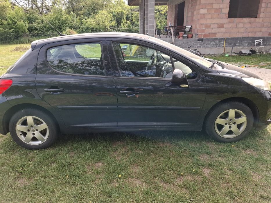 Peugeot 207 1.4vti