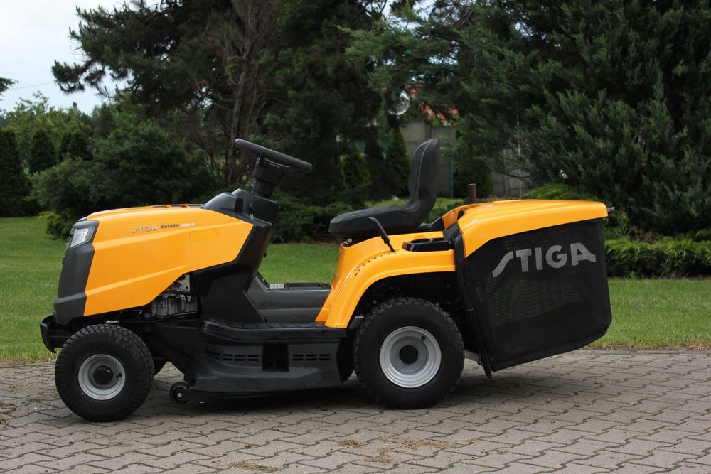 Stiga 3084 H Estate TRAKTOREK Kosiarka