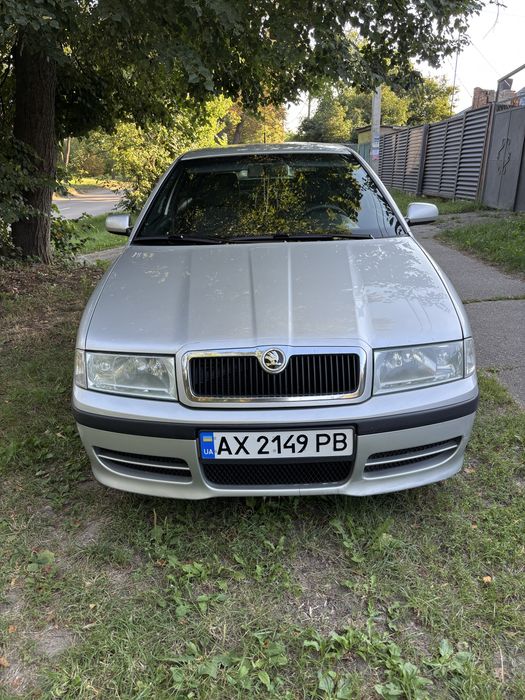 Продам Skoda Octavia 1.8 AGU