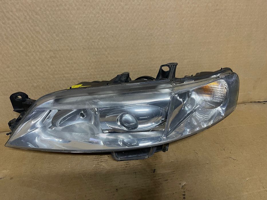 FAROL OPTICA XENON FRENTE ESQUERDA OPEL VECTRA B 1999 A 2002