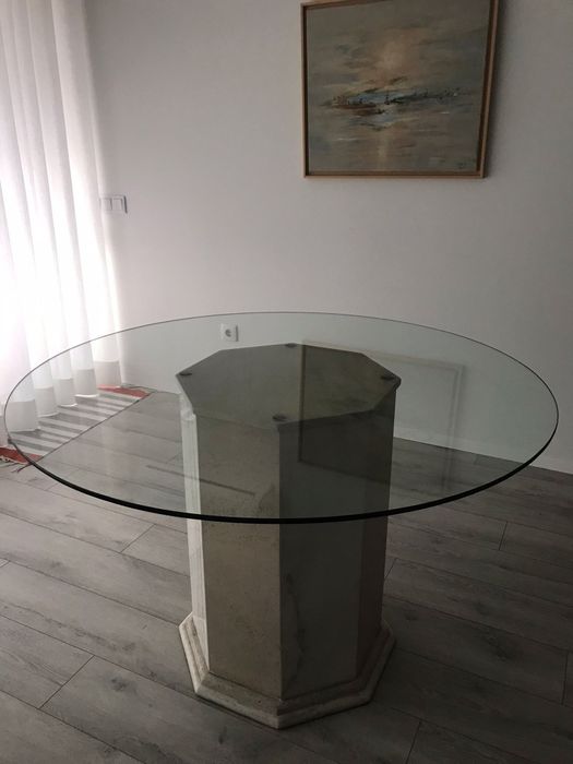 Vendo mesa de vidro com pé em mármore