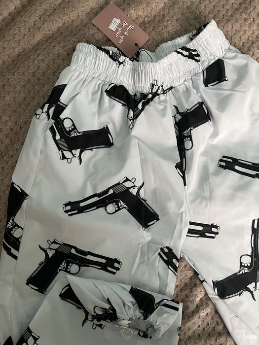 Штани з плащівки