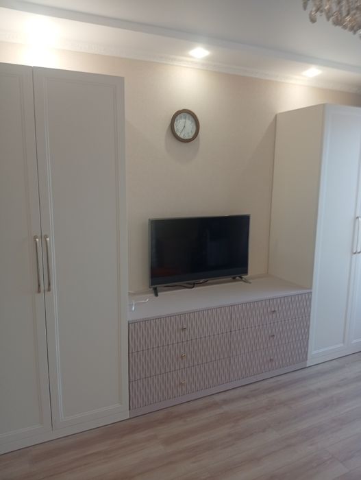 Гостинные,кухни, шкафы купе,прихожие под заказ.