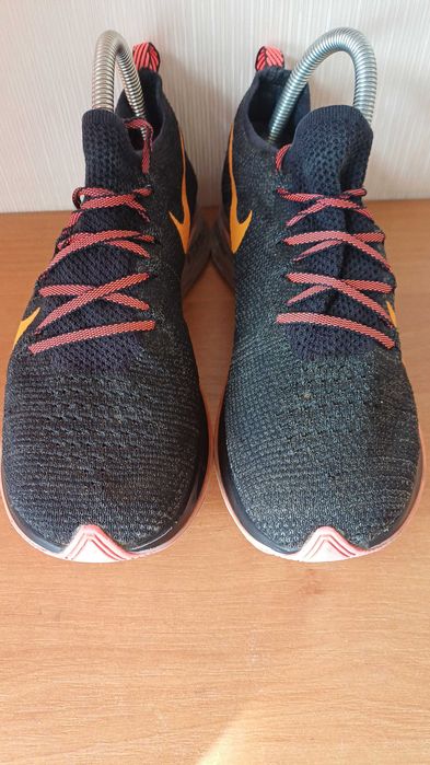 Підліткові дихаючи кросівки nike zoom fly р.38,5ст.24,5см оригінал