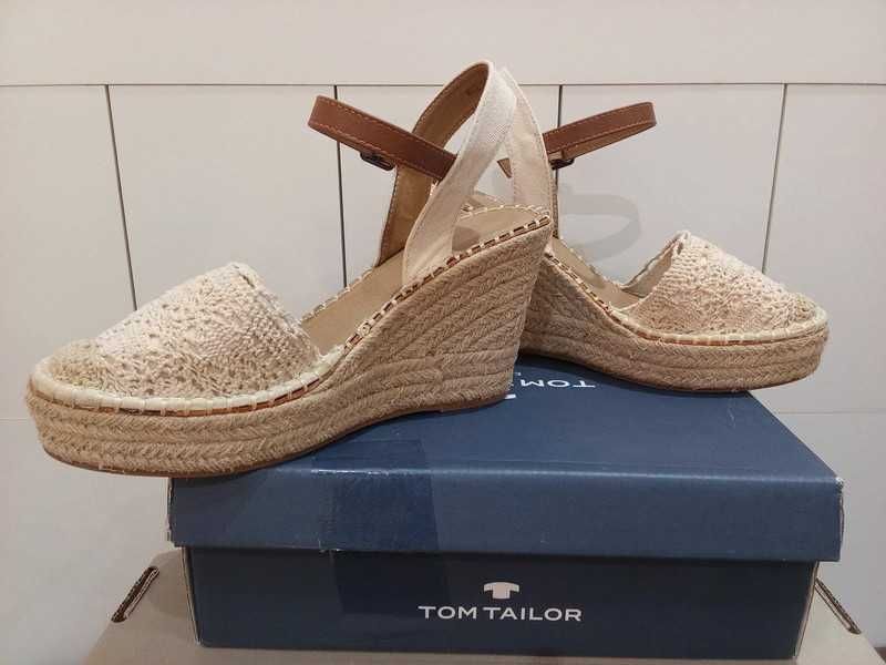 espandryle na koturnie marki Tom Tailor roz. 39 wkładka 24 cm sandały