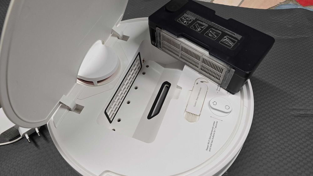 Робот пилосос Xiaomi Mi Robot Vacuum Mop 2S, Сухе та Вологе прибирання