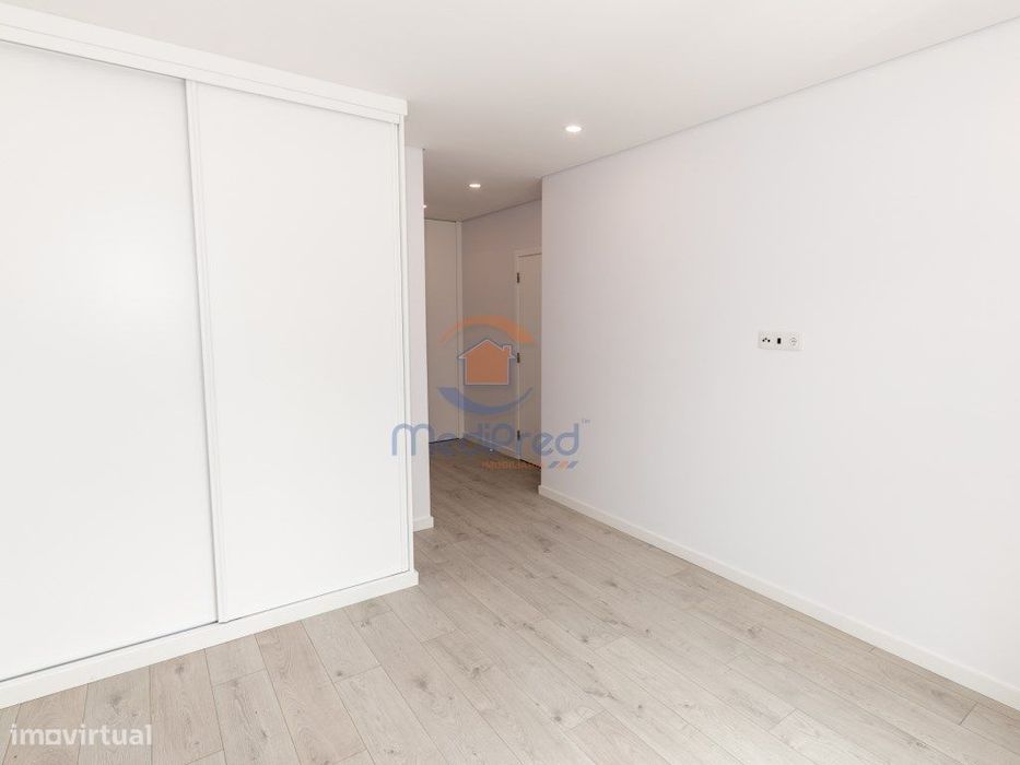 Apartamento T3 em construção - Montijo