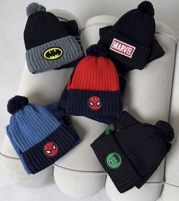 Дитяча шапка і хомут зимова на флісі Халк, бетмен, людина павук