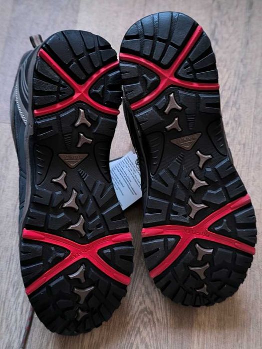 Нові черевики McKinley розмір 43