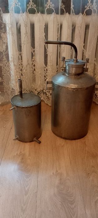 Продам бедон нержавейку.