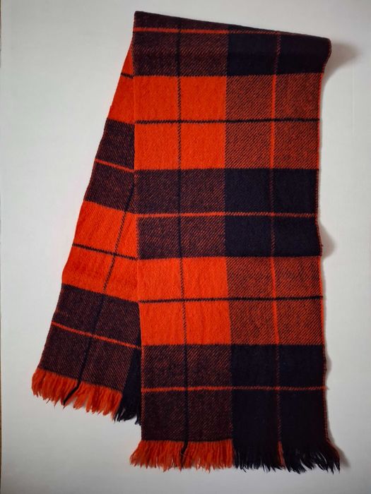 Szalik w kratę czerwono granatowy