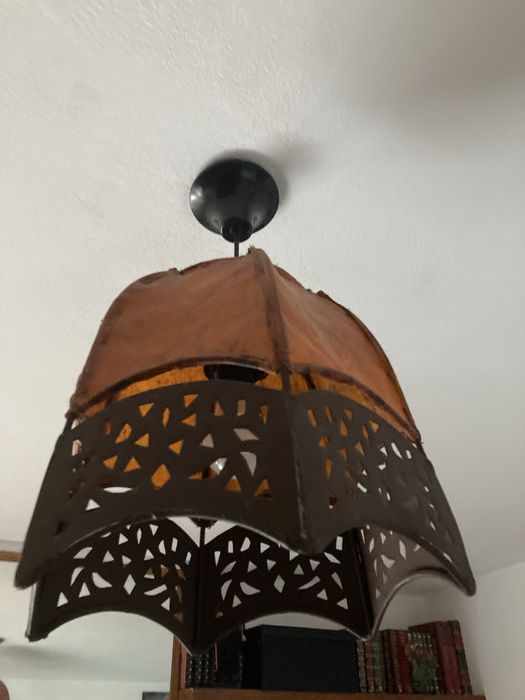 Candeiro em ferro forjado