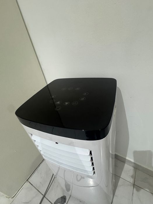 Ar Condicionado Portátil 3 em 1 + Desumidificador 17L/dia