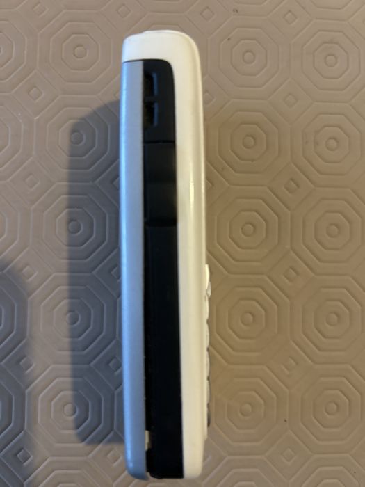 Nokia 6020 com carregador