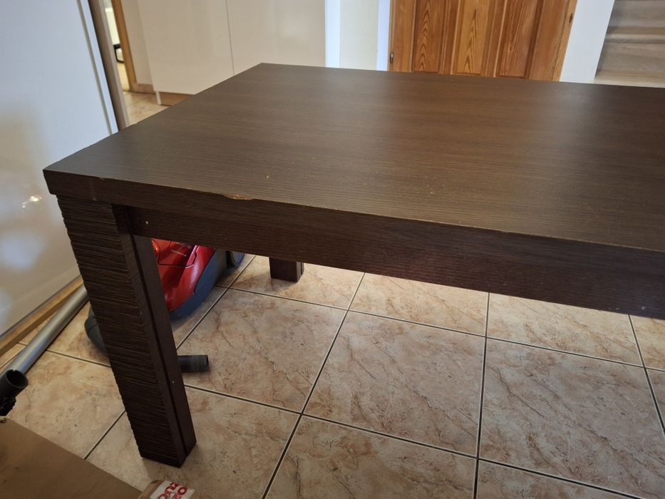 Oddam za darmo używany stół w kolorze wenge