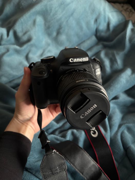 Продам Canon EOS 600D
