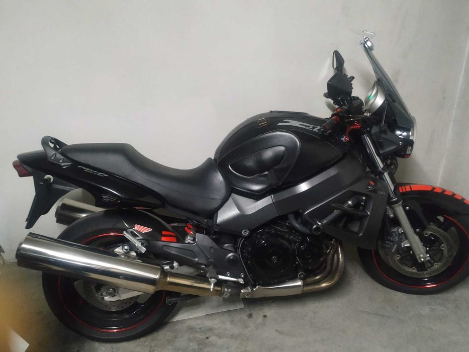 Honda CB1100SF X11