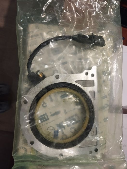 Сальник коленвала з датчиком Ssang Yong korando