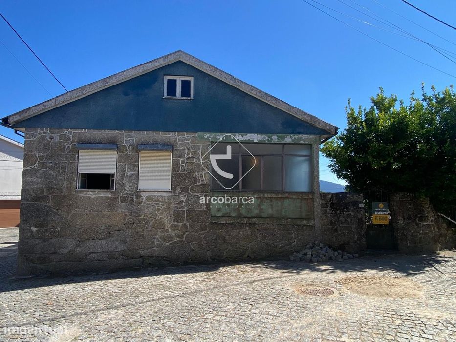 Moradia T4 - Paçô - Arcos de Valdevez