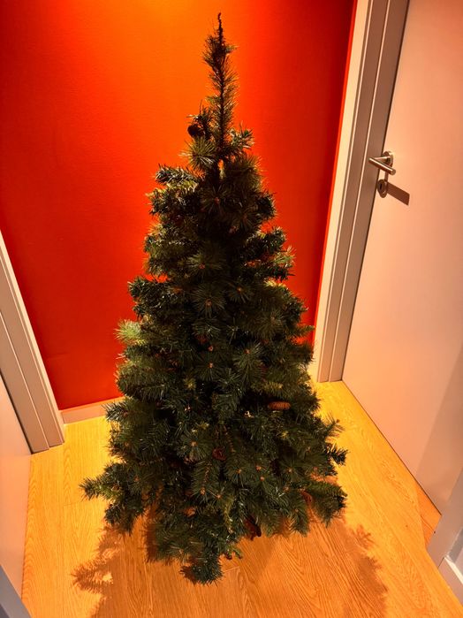 Árvore de Natal com 1,50 m de altura