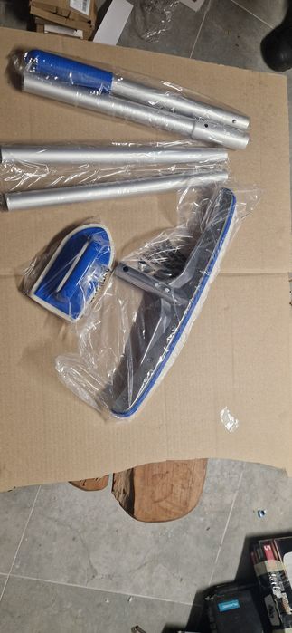 Zestaw do czyszczenia basenu