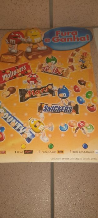 Fura M&m 3 bonecos