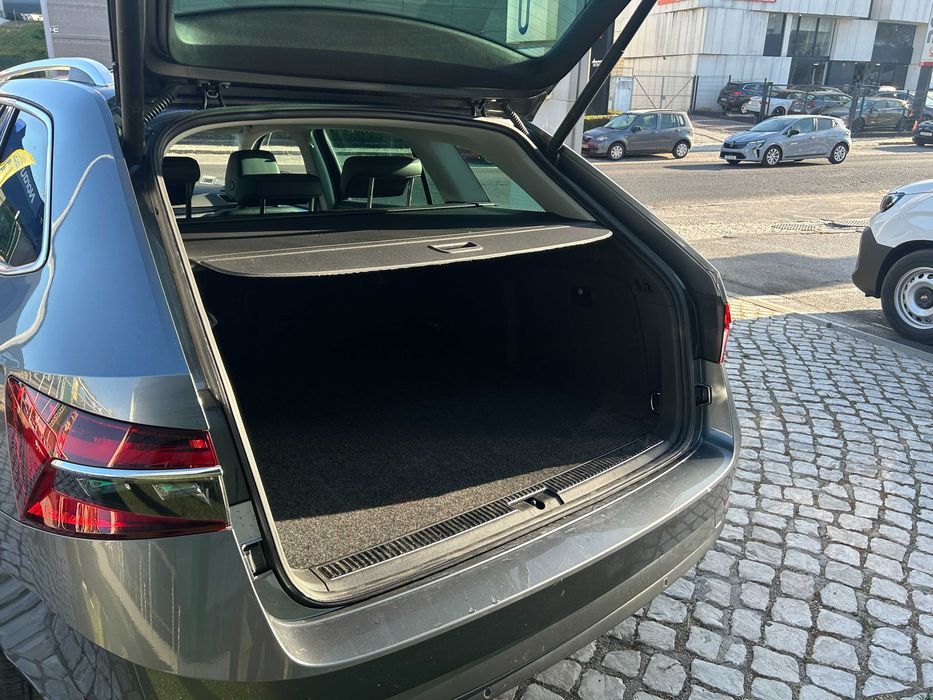 Skoda Superb Break 1.4TSI 204cv DSG PHEV L&K