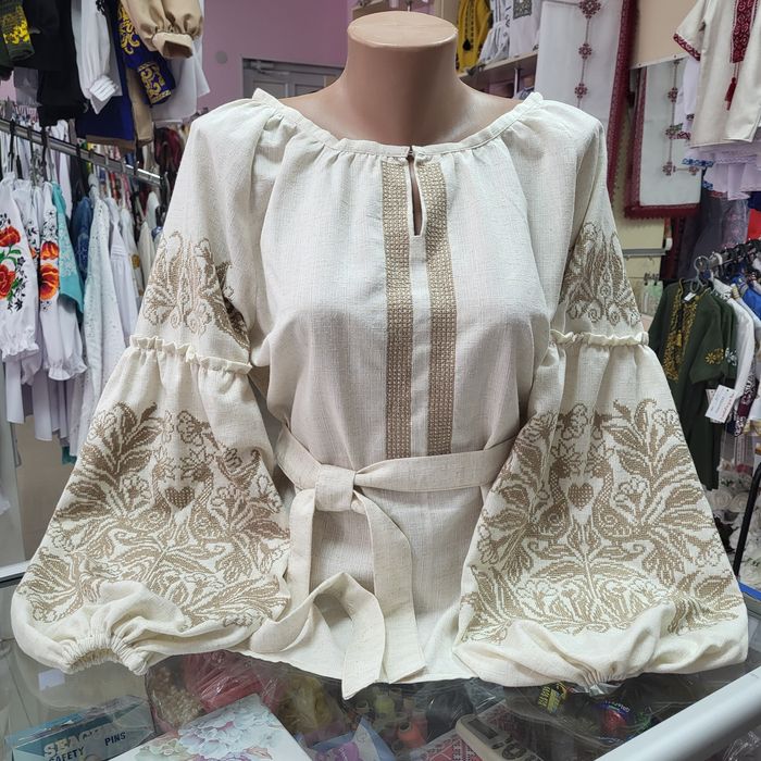 Вишиванка жіноча