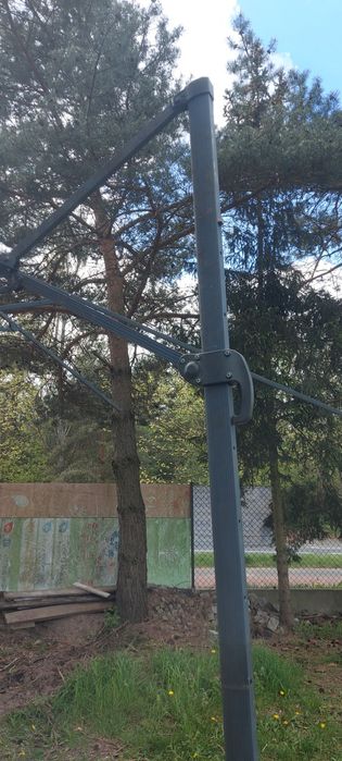 Stelaż parasola z podstawą