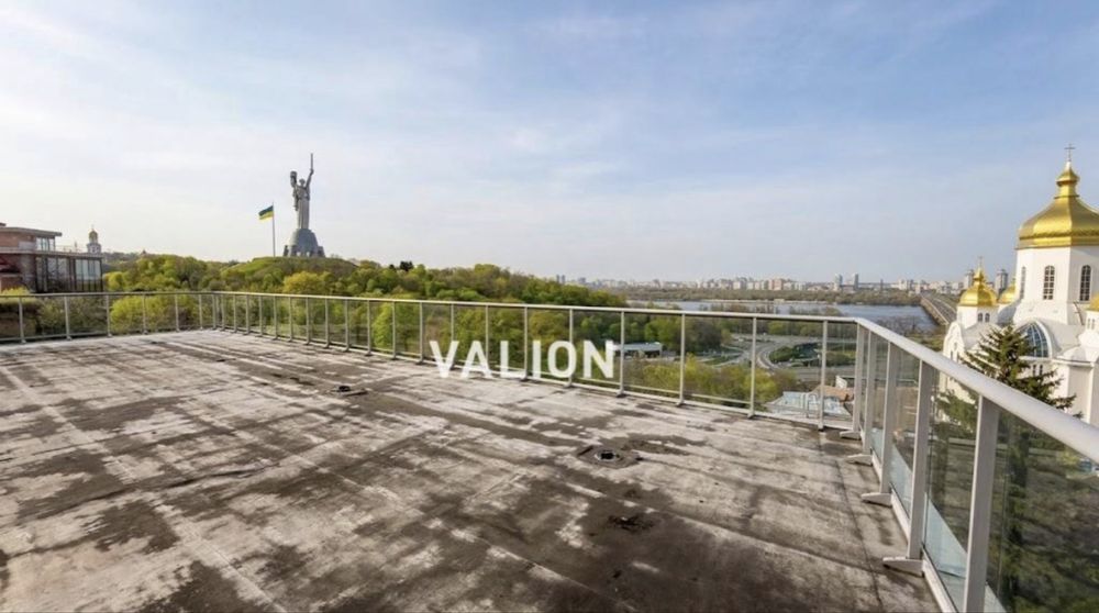 Продаж пентхаусу Печерський район вул. Мічуріна 61