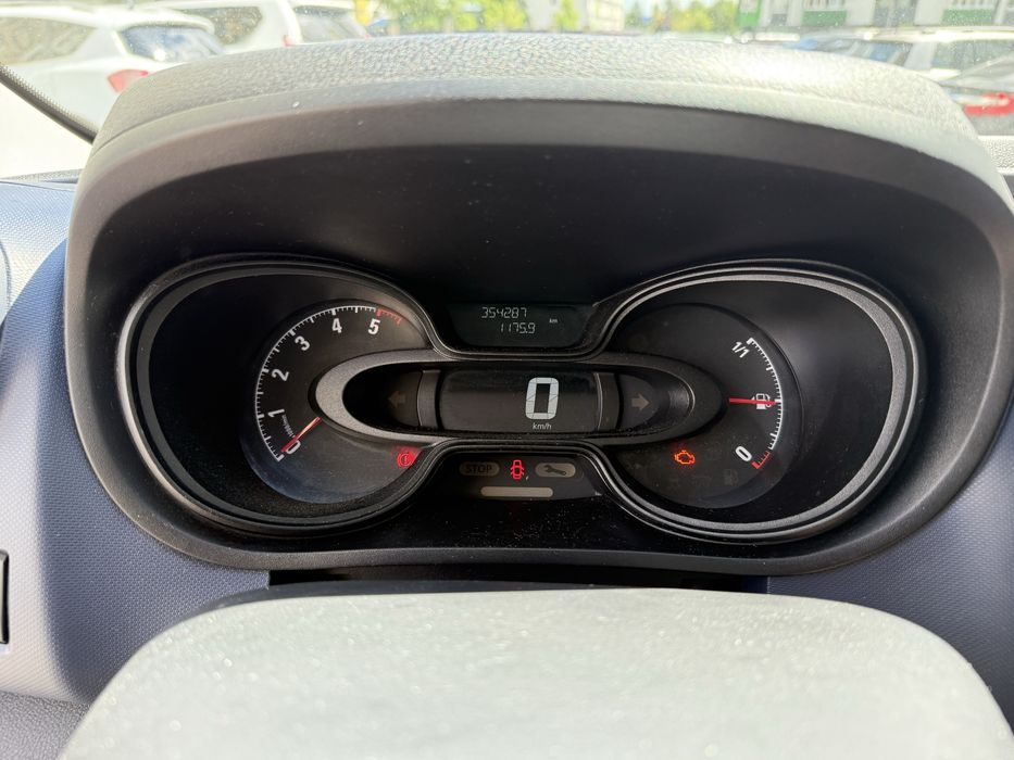Opel Vivaro 2017р., 1,6сdti, груз-пас, довга база