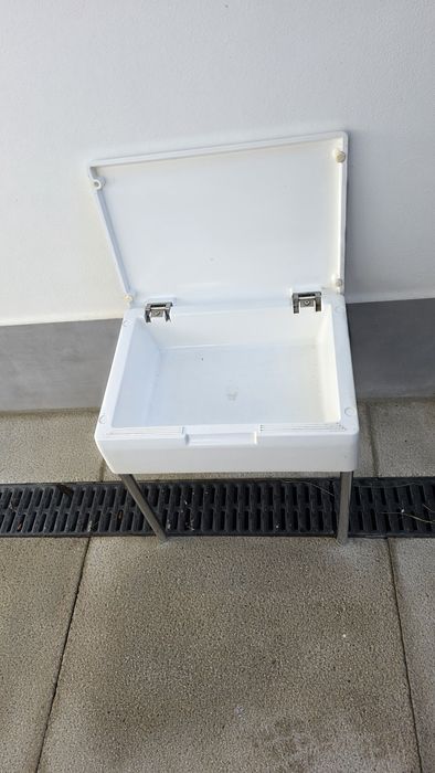 Banco WC com arrumação