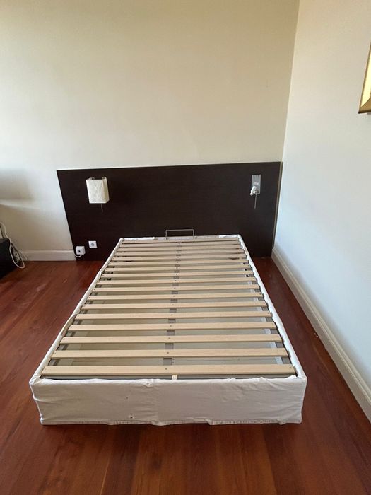 Cama de casal com arrumação + cabeceira