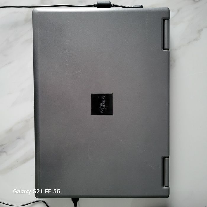 Ноутбук Fujitsu SIEMENS