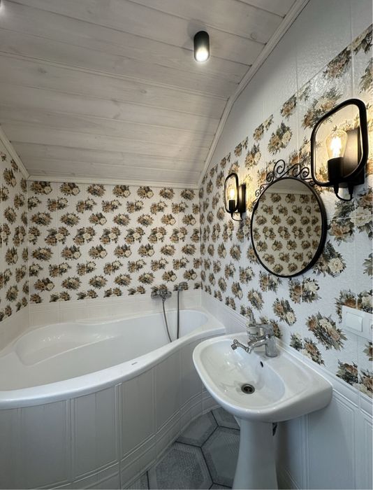 Просторий будинок у Тарасівці: зруб, 4 спальні, 7,5 соток!