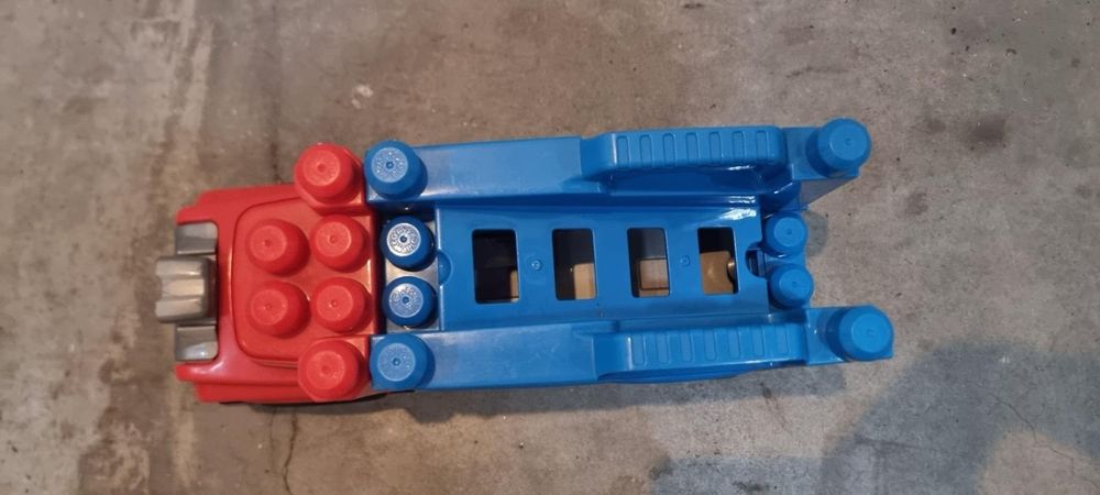Camião de blocos grandes (tipo DUPLO)